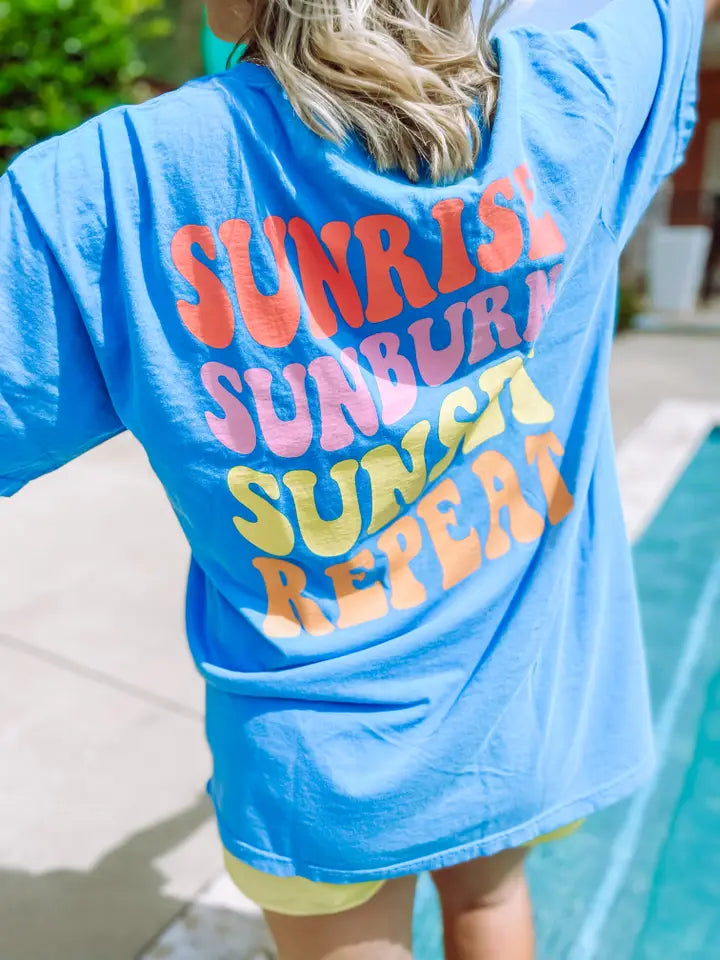 Graphic Sunrise REPEAT Tee