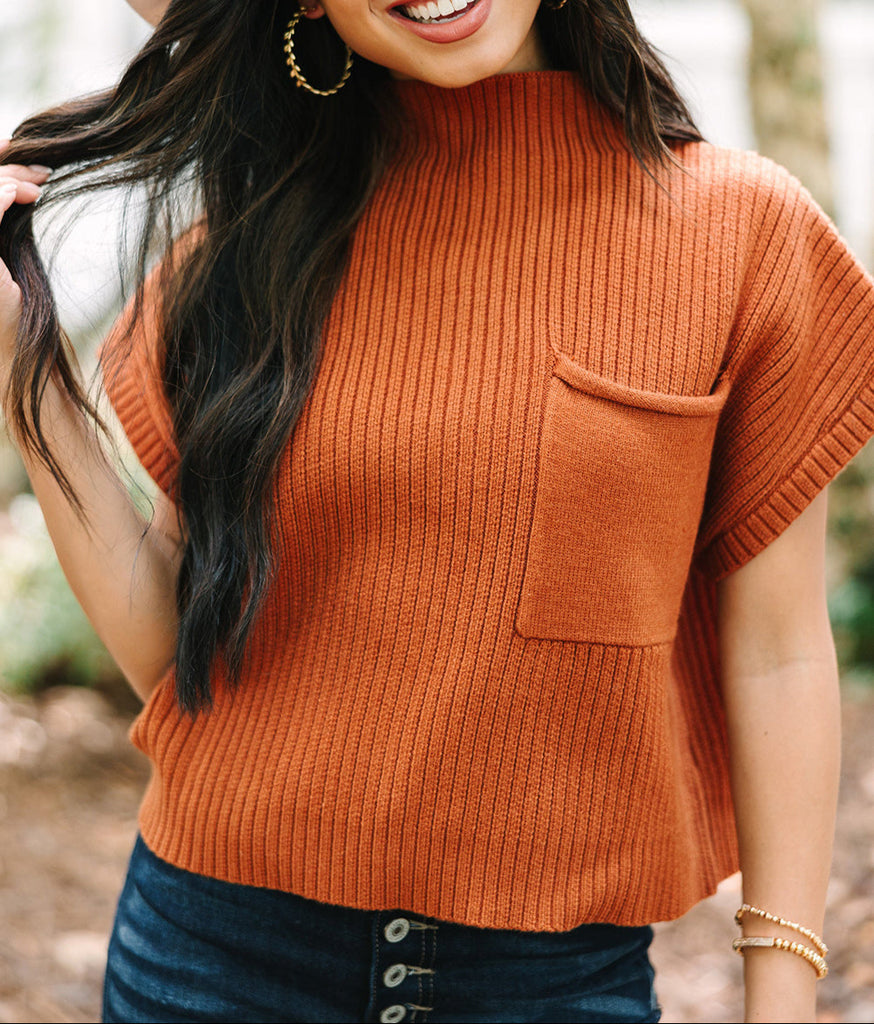 1-Pocket Short Sleeve Sweater